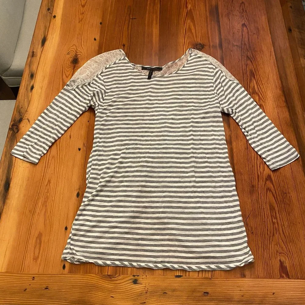 BCBMAXAZRIA Striped 3/4 Sleeve Lace Back Tee (Sz. S) - Picture 2 of 9